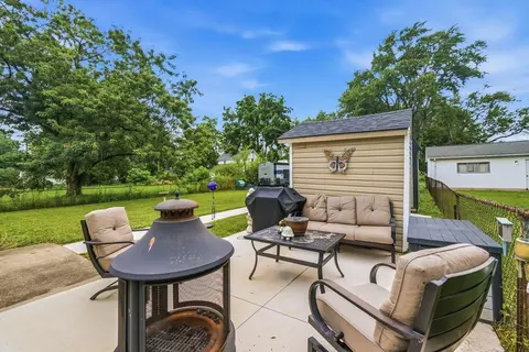 Exterior - 906 Garfield St, Marion, OH 43302 photo 9 of 12