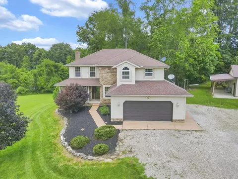 Exterior - 8258 Lancaster Rd, Hebron, OH 43025 photo 17 of 20