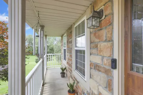 Exterior - 8258 Lancaster Rd, Hebron, OH 43025 photo 6 of 20