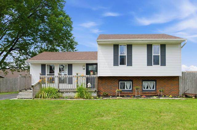 793 Larri Ct, West Jefferson, OH 43162