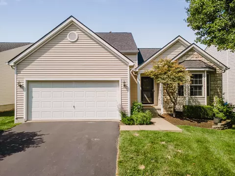110 Kastlekove Dr, Lewis Center, OH 43035