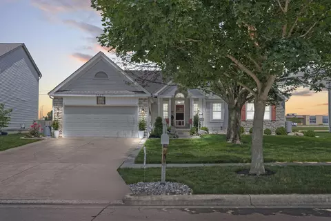 3529 Lake Louise Dr, Grove City, OH 43123