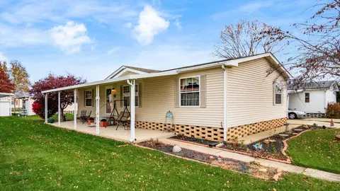 4344 Brett Ln, Obetz, OH 43207
