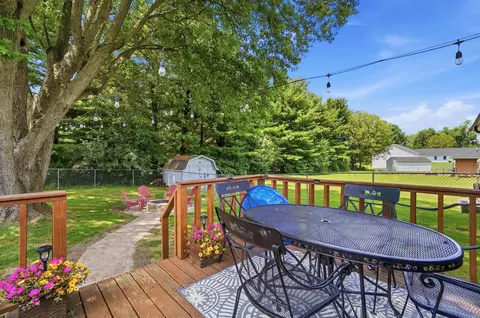 Exterior - 1801 Beacon St, Springfield, OH 45505 photo 18 of 21