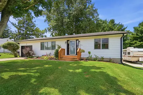 Exterior - 1801 Beacon St, Springfield, OH 45505 photo 4 of 21