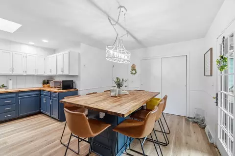 Dining - 1801 Beacon St, Springfield, OH 45505 photo 2 of 4