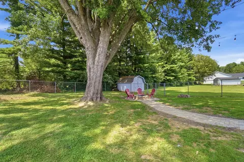 Exterior - 1801 Beacon St, Springfield, OH 45505 photo 19 of 21
