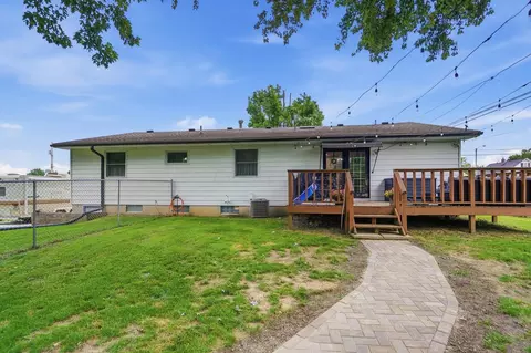 Exterior - 1801 Beacon St, Springfield, OH 45505 photo 13 of 21