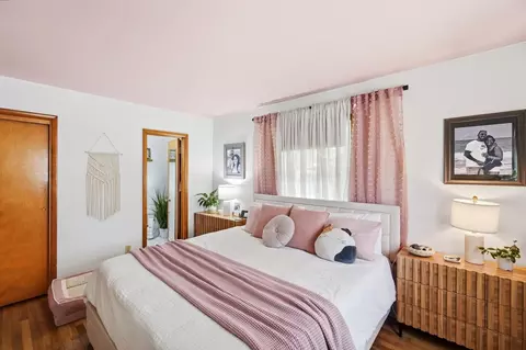 Bedroom - 1801 Beacon St, Springfield, OH 45505 photo 3 of 12