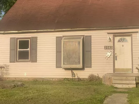 2582 Atwood Ter, Columbus, OH 43211