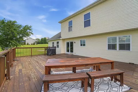 Exterior - 27611 Kime Holderman Rd, Circleville, OH 43113 photo 14 of 30