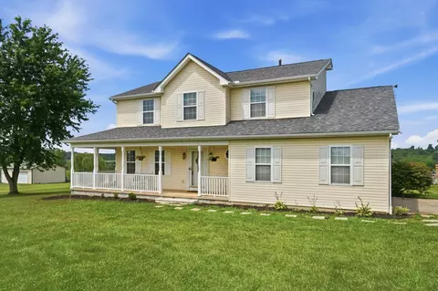 Exterior - 27611 Kime Holderman Rd, Circleville, OH 43113 photo 7 of 30