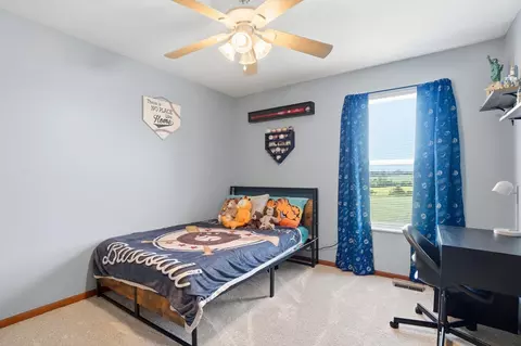 Bedroom - 27611 Kime Holderman Rd, Circleville, OH 43113 photo 4 of 12