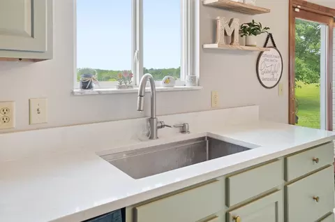 Kitchen - 27611 Kime Holderman Rd, Circleville, OH 43113 photo 7 of 9