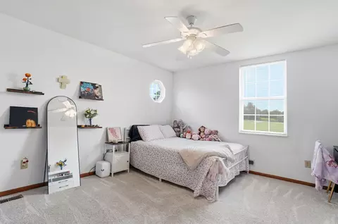 Bedroom - 27611 Kime Holderman Rd, Circleville, OH 43113 photo 7 of 12