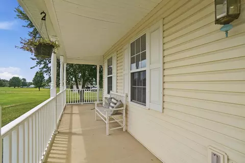 Exterior - 27611 Kime Holderman Rd, Circleville, OH 43113 photo 12 of 30