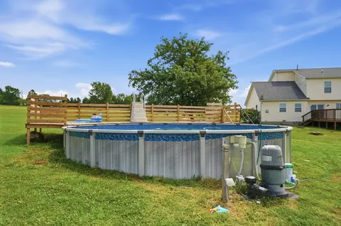 Exterior - 27611 Kime Holderman Rd, Circleville, OH 43113 photo 27 of 30