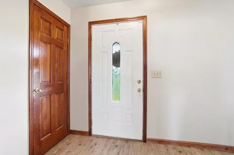 Entry Way - 27611 Kime Holderman Rd, Circleville, OH 43113 photo 2 of 3
