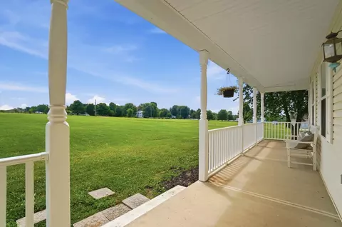 Exterior - 27611 Kime Holderman Rd, Circleville, OH 43113 photo 13 of 30