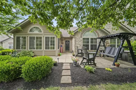 217 Stonegate Loop, Pataskala, OH 43062 photo 1