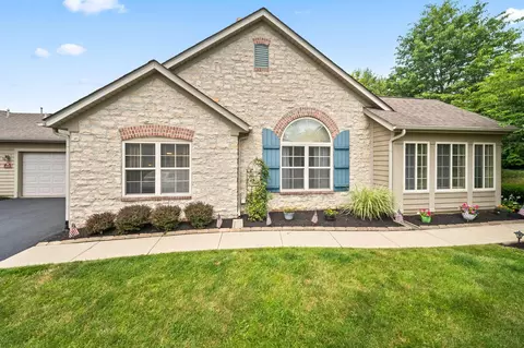 217 Stonegate Loop, Pataskala, OH 43062 photo 3