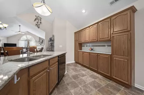 217 Stonegate Loop, Pataskala, OH 43062 photo 16