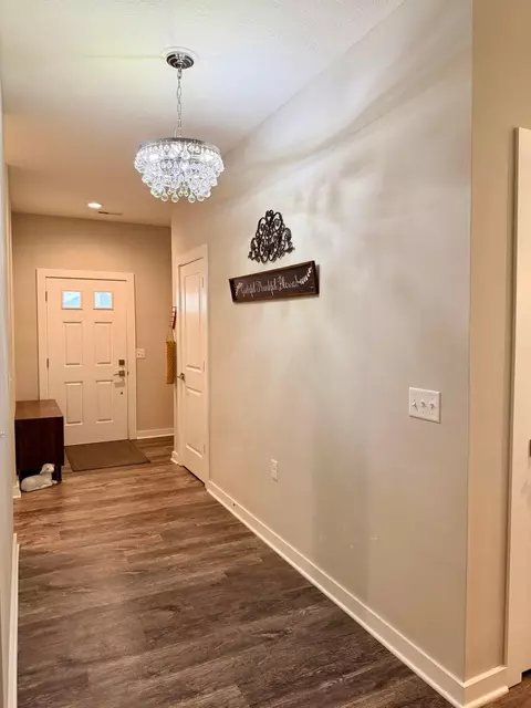 Entry Way - 225 Lenell Loop, Delaware, OH 43015 photo 2 of 3