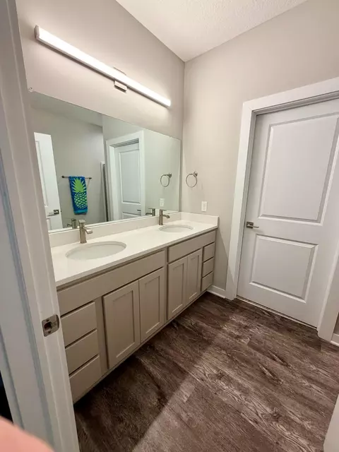 Bath - 225 Lenell Loop, Delaware, OH 43015 photo 1 of 2