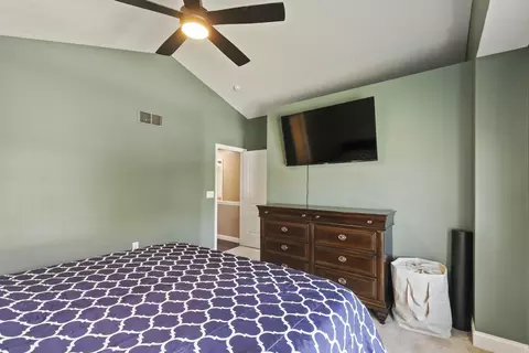 Bedroom - 5675 Stevens Dr, Orient, OH 43146 photo 2 of 7