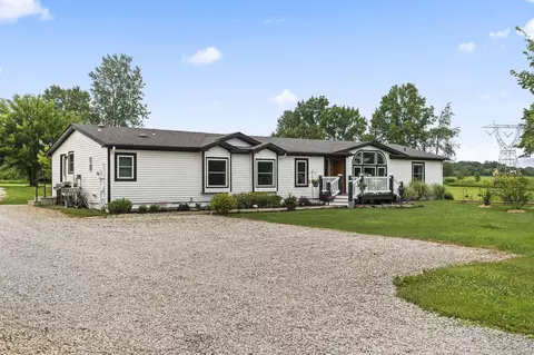 18635 Easton Rd, Marysville, OH 43040