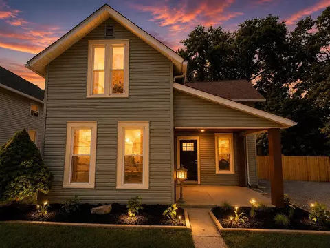 69 Wallace St, Newark, OH 43055