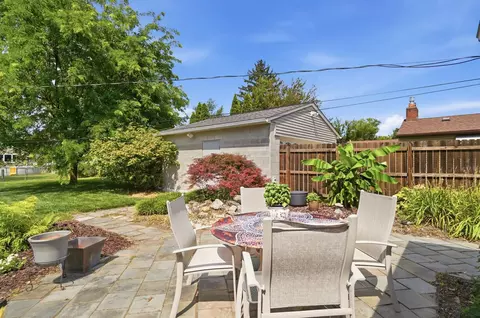 622 E Beaumont Rd, Columbus, OH 43214 photo 4