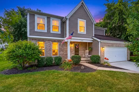 7482 Williamson Ln, Canal Winchester, OH 43110