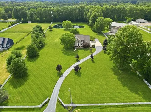 1835 Dixon Rd, Blacklick, OH 43004