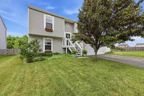 5793 Empire Mls, Canal Winchester, OH 43110