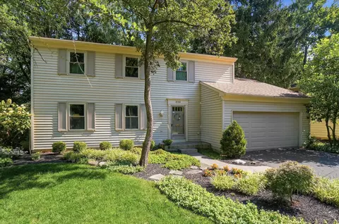 238 Halligan Ave, Worthington, OH 43085