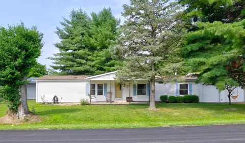 94 Market St, Carroll, OH 43112