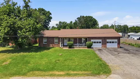 233 N Columbus St, Sunbury, OH 43074