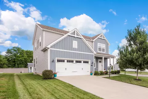 102 Moore Ct, Pickerington, OH 43147