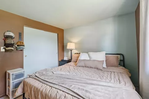 Bedroom - 1725 Sioux Dr, Circleville, OH 43113 photo 5 of 6