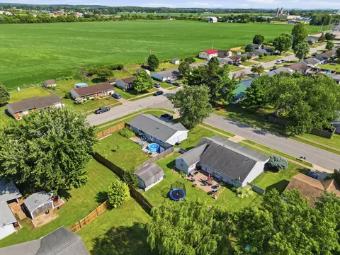 View/Area - 1725 Sioux Dr, Circleville, OH 43113 photo 1 of 7
