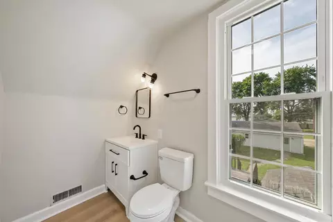 Bath - 306 E Water St, Prospect, OH 43342 photo 3 of 6
