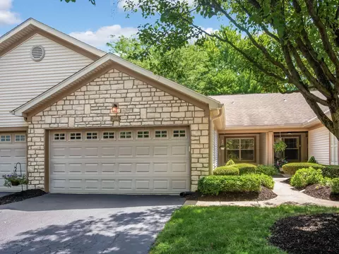 366 Crescent Ct, Westerville, OH 43081