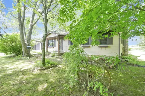 Exterior - 2024 Owens Rd W, Prospect, OH 43342 photo 2 of 11