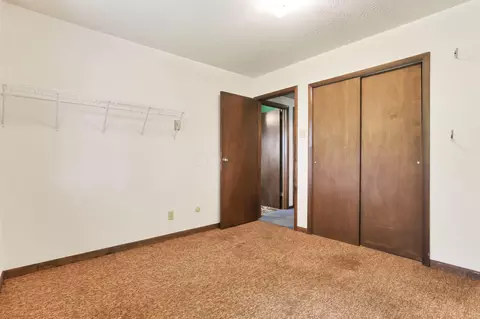 Bedroom - 2024 Owens Rd W, Prospect, OH 43342 photo 2 of 7