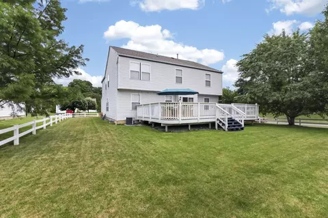 Exterior - 15 Tabilore Loop, Delaware, OH 43015 photo 11 of 19
