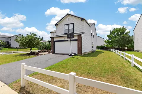 Exterior - 15 Tabilore Loop, Delaware, OH 43015 photo 3 of 19