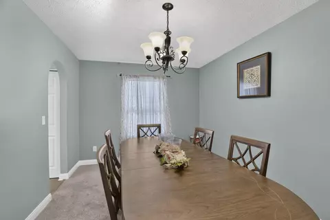 Dining - 15 Tabilore Loop, Delaware, OH 43015 photo 3 of 3