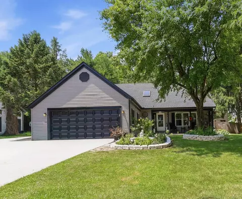 211 Rosehill Rd, Reynoldsburg, OH 43068