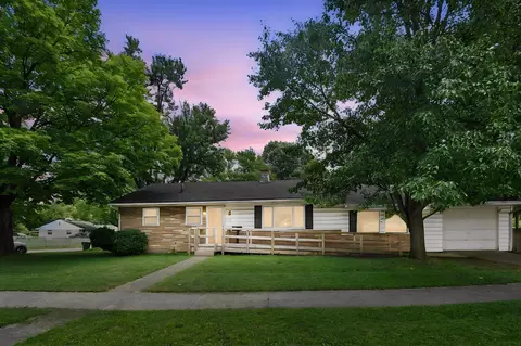 916 S Hampton Rd, Columbus, OH 43227